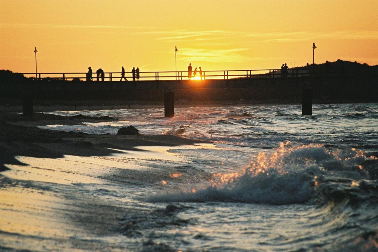 Balkon, Gratis Nutzung Vom Ahoi Erlebnisbad Und Sauna In Sellin- Meeresblick Fewo 59 Goehren  Zewnętrze zdjęcie